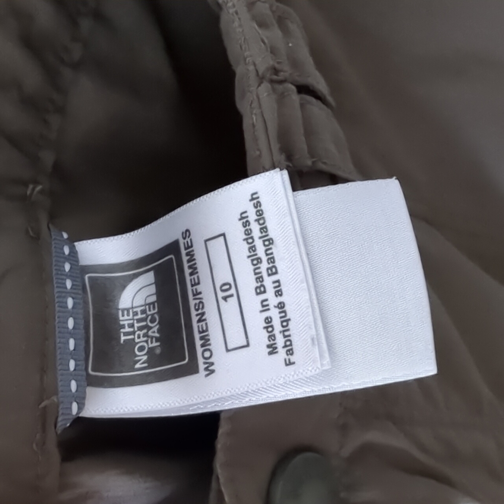 THE NORTH FACE I Lightweight Nylon Active Hiking Outdoor Capri Cargo Pants, 10 - Picture 7 of 13